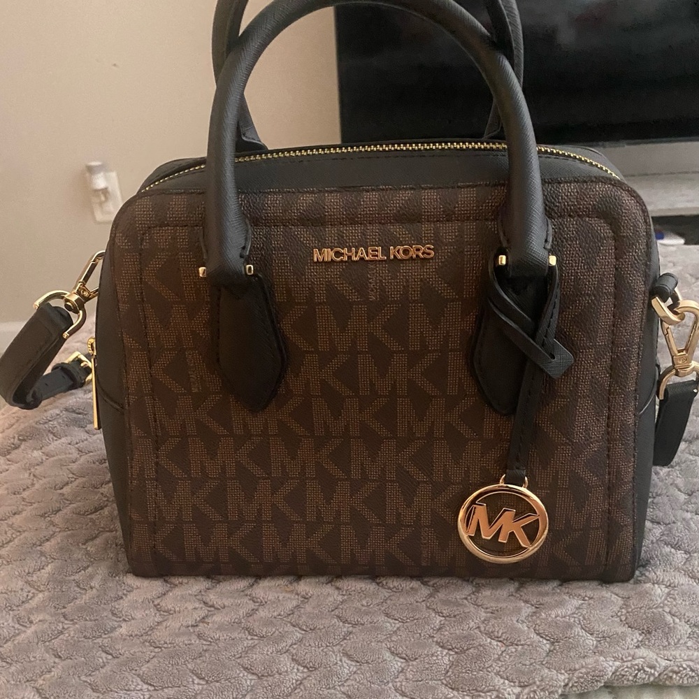 michael kors purse